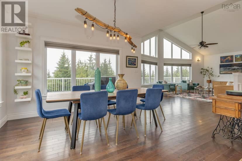 307 Leslie Road, East Lawrencetown, photo 8