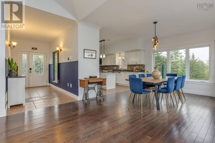 307 Leslie Road, East Lawrencetown, photo 5