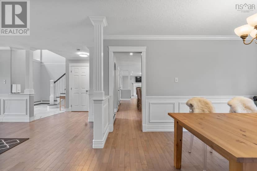 275 Canterbury Lane — photo 14 of 40