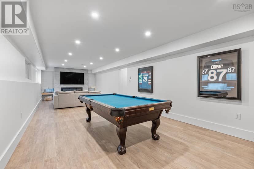 275 Canterbury Lane — photo 31 of 40