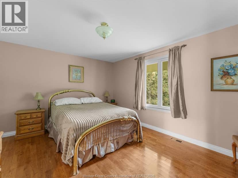 124 Allison AVENUE — photo 13 of 40