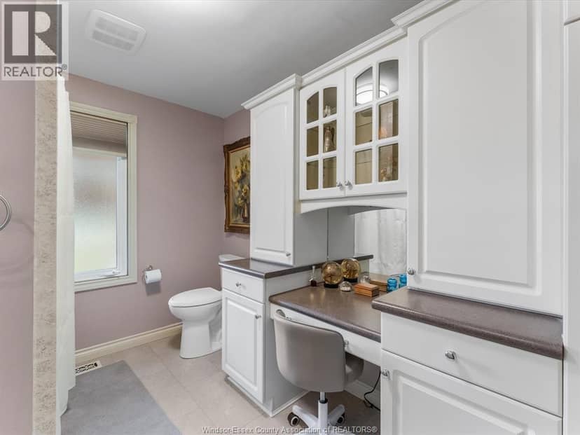 124 Allison AVENUE — photo 16 of 40