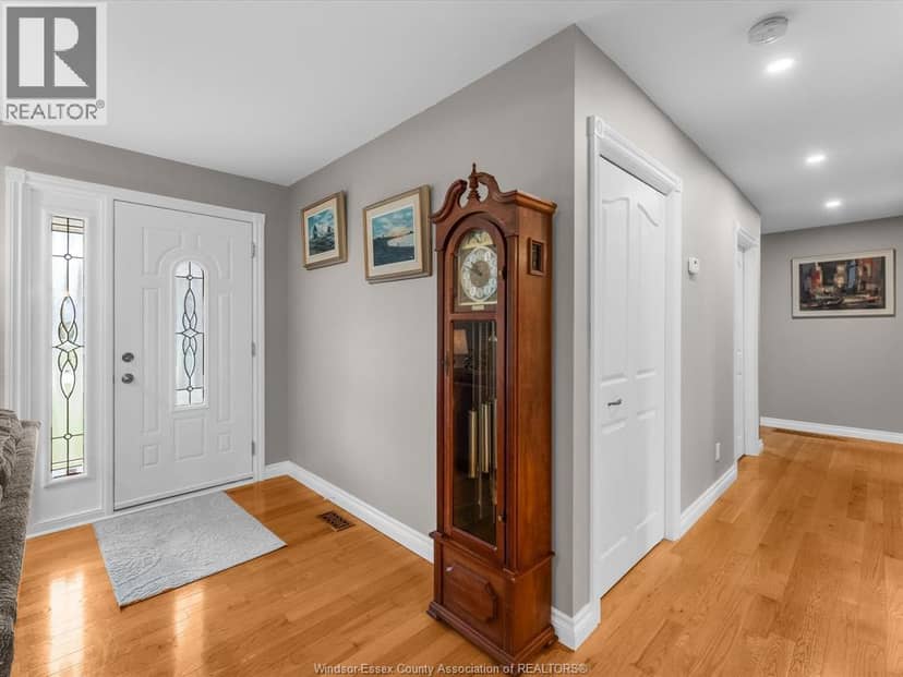 124 Allison AVENUE, Essex, photo 3