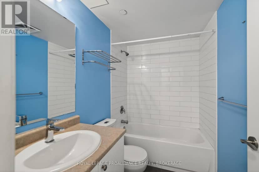 A2 - 121 Queen Street — photo 14 of 29