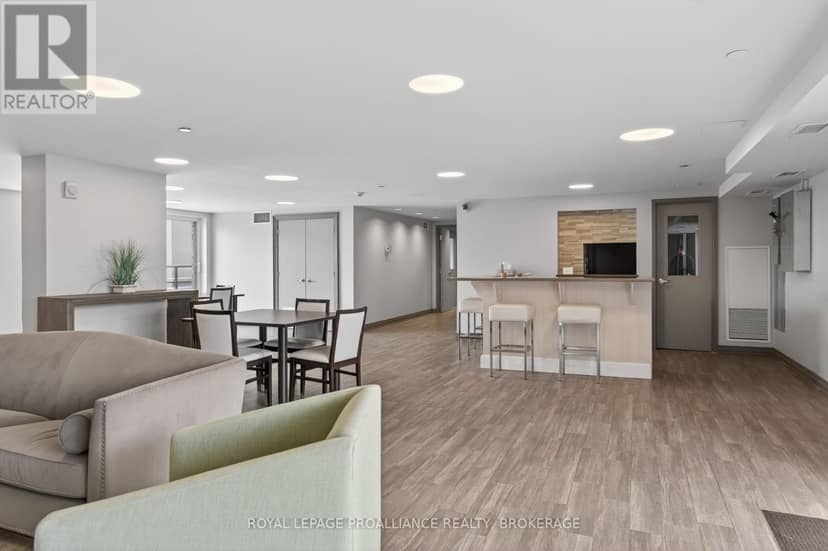 A2 - 121 Queen Street — photo 22 of 29
