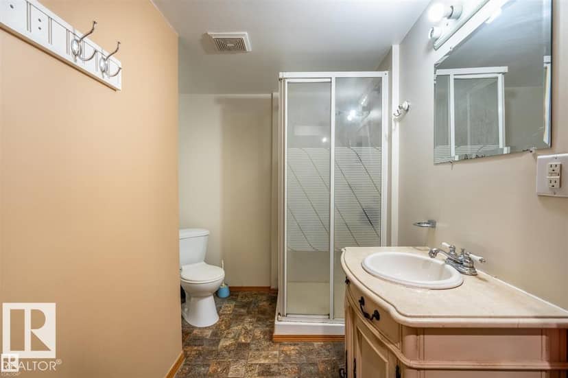 42204B Twp Rd 624 — photo 18 of 38