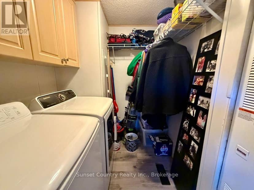 7 - 143 Marion Road — photo 16 of 21