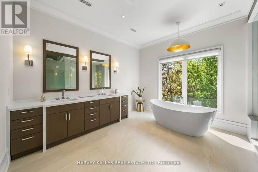 163 Cortleigh Boulevard — photo 32 of 40