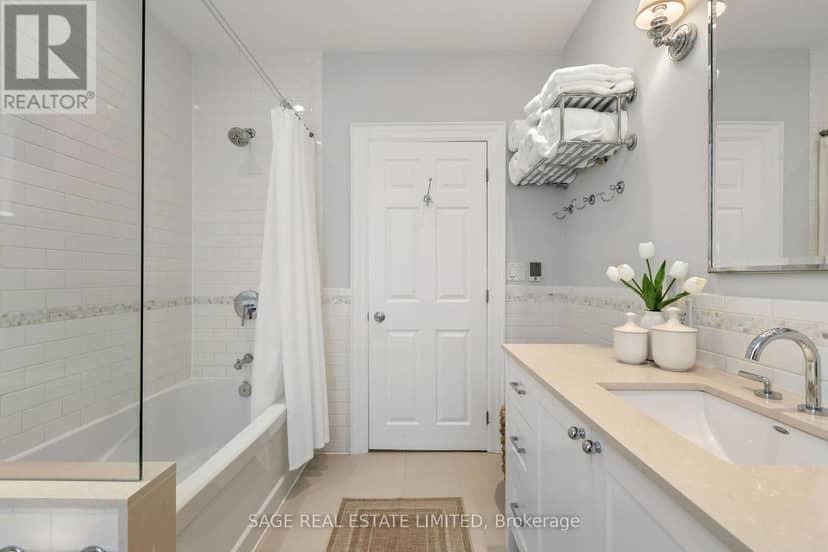 64 Cheritan Avenue — photo 26 of 40