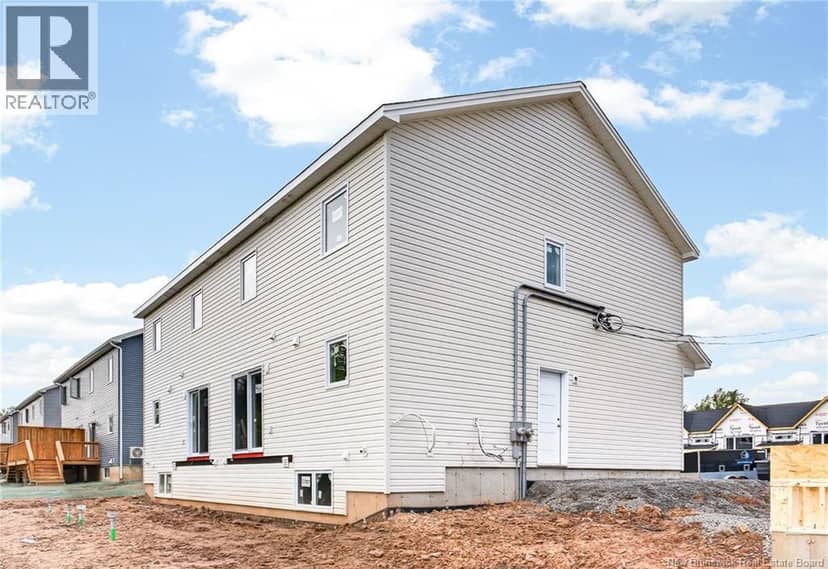 135 Beau Domaine Court, Dieppe, photo 2