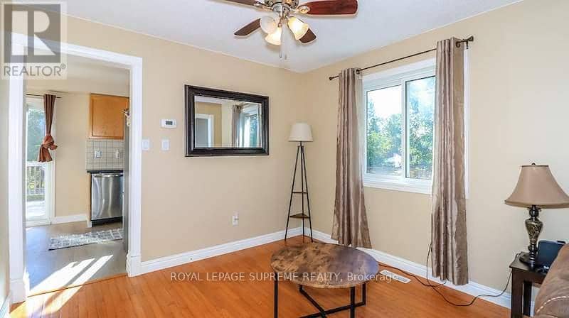 2169 Jans Boulevard — photo 15 of 39