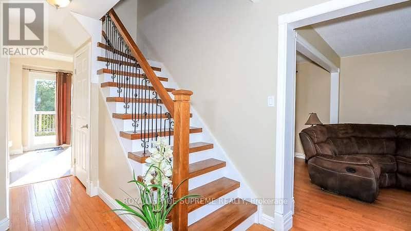 2169 Jans Boulevard — photo 9 of 39