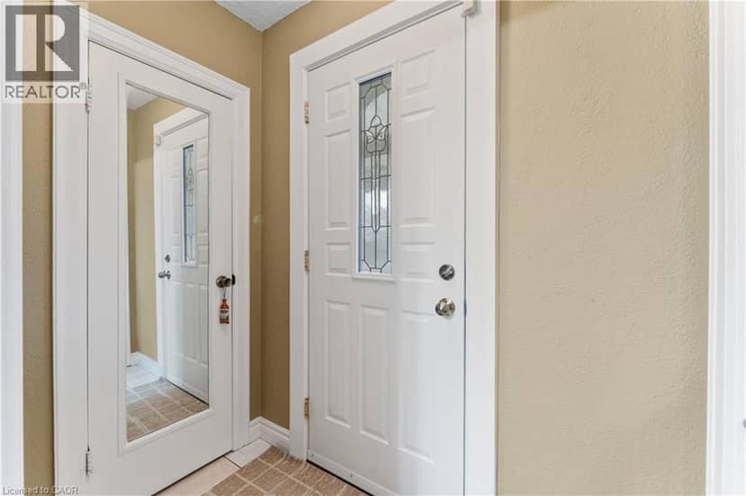 193 HUXLEY Avenue S — photo 4 of 39