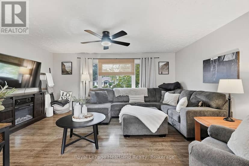 11 William Street N, Minto, photo 8