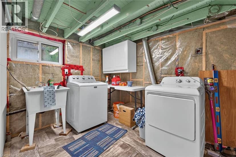 208 CARLTON Street — photo 31 of 40