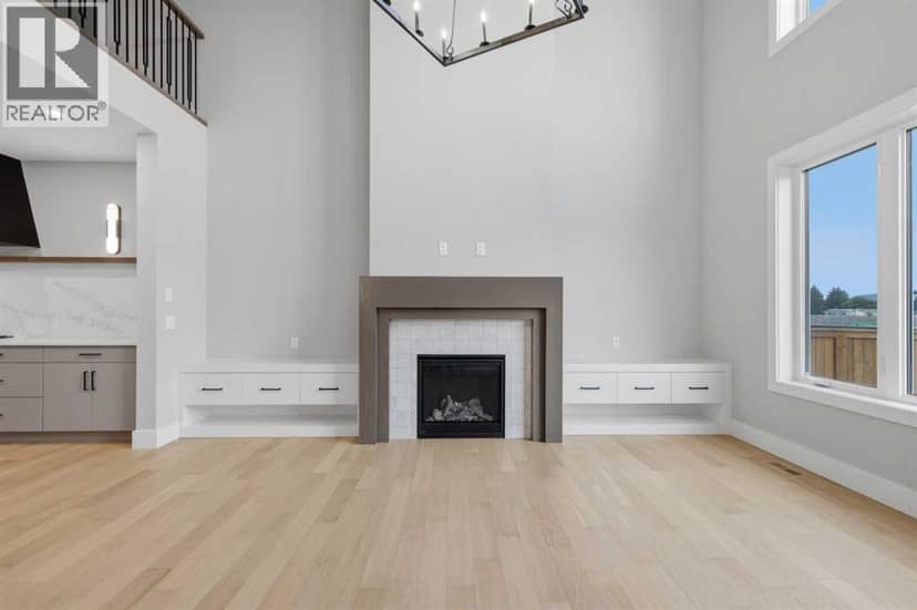 116 Greenwich Heath NW — photo 9 of 40