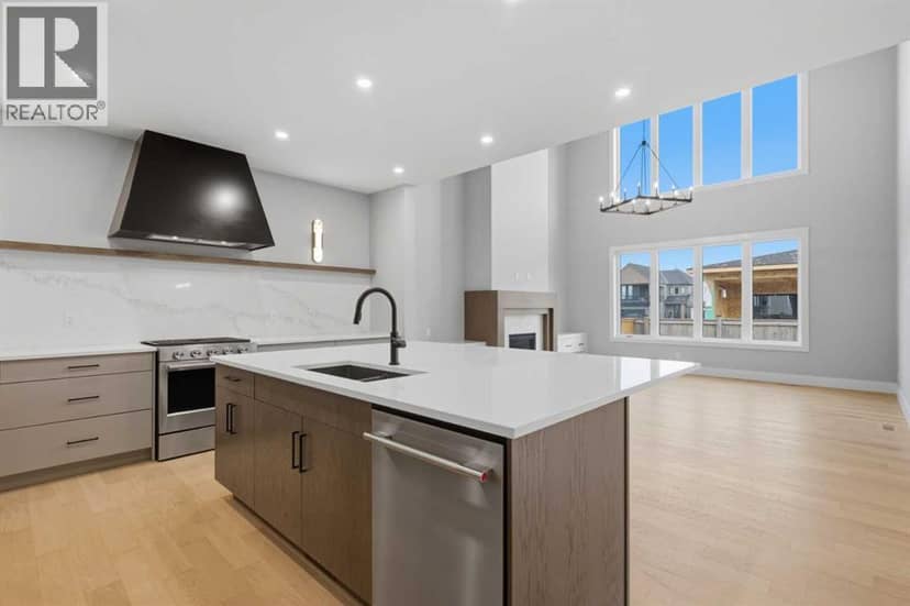 116 Greenwich Heath NW — photo 19 of 40