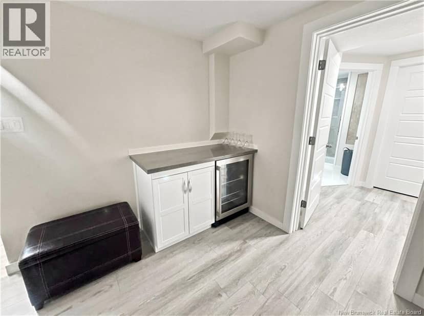 126 Chianti Street — photo 33 of 40