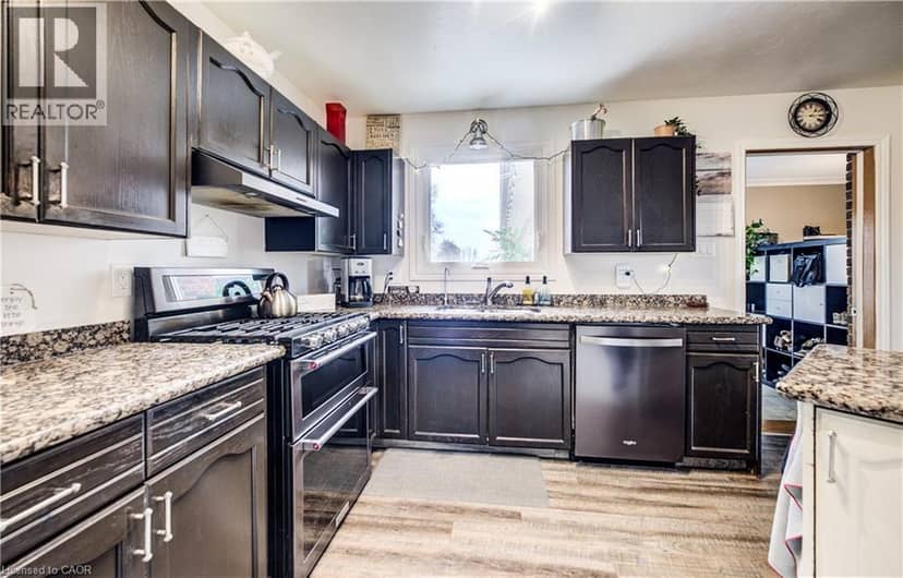 1372 Conc 8 Townsend — photo 9 of 40