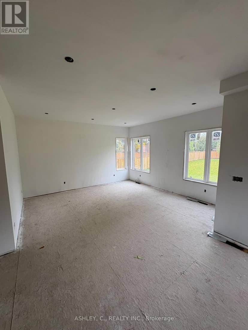 2574 Sharon Crescent — photo 18 of 24