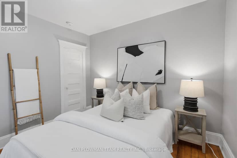 265 Haig Street — photo 16 of 28