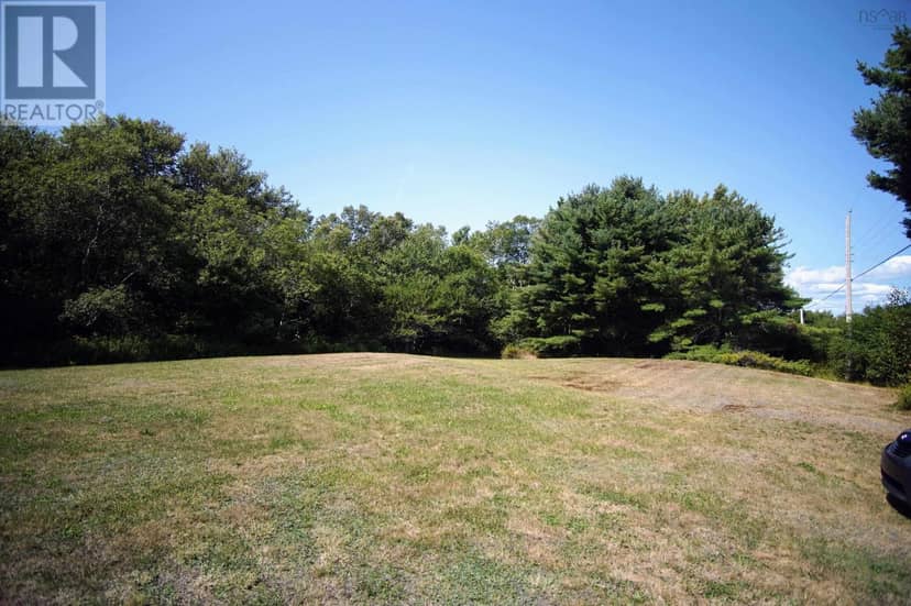 560 West Sable Road — photo 16 of 40