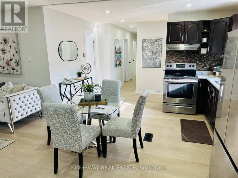 35 Silver Aspen Crescent — photo 8 of 36