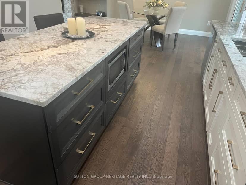 160 Laurel Court — photo 3 of 24