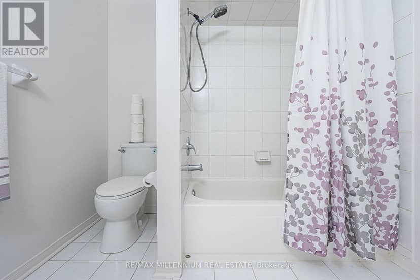 90 Ronan Crescent — photo 38 of 40