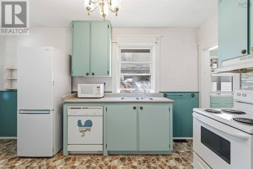 406 Main Street — photo 15 of 25