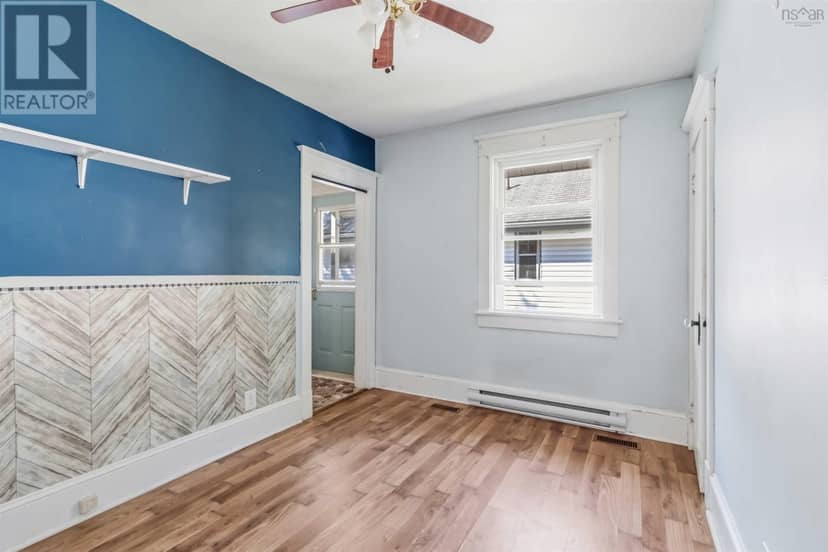 406 Main Street — photo 19 of 25