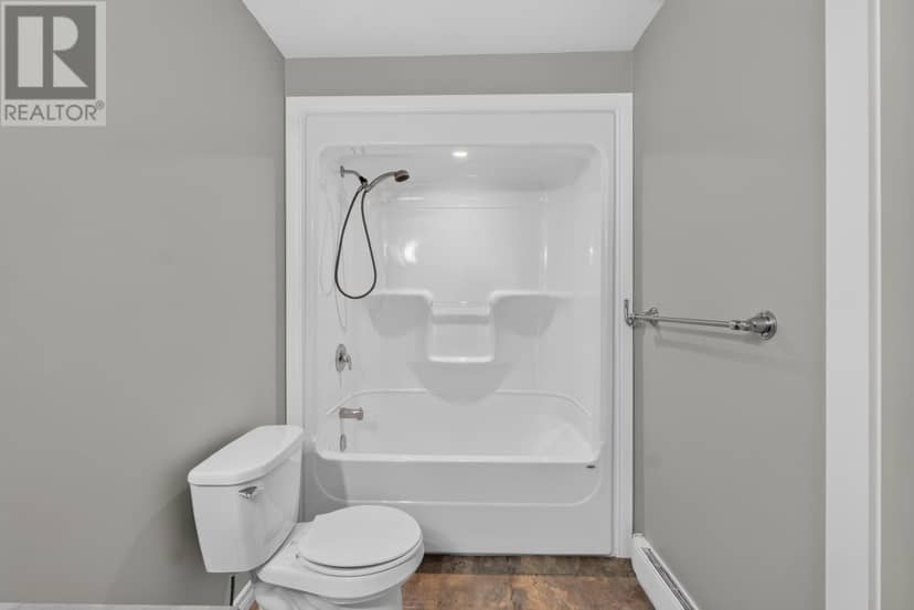26 STEPHANIE Drive — photo 15 of 32