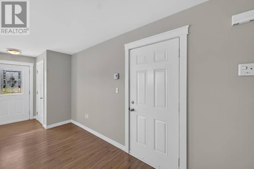 26 STEPHANIE Drive — photo 24 of 32