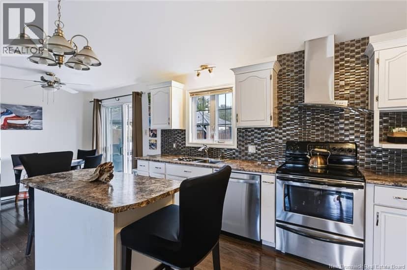 20 Locke Street — photo 15 of 40