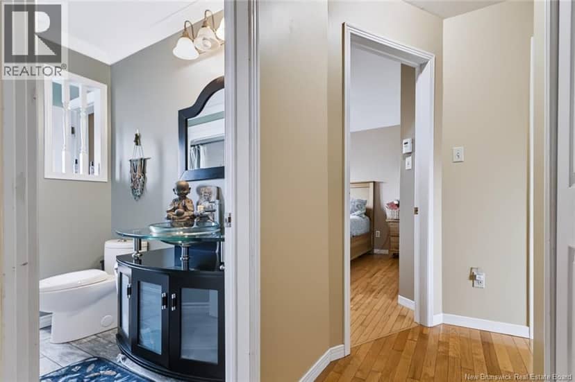 20 Locke Street — photo 31 of 40