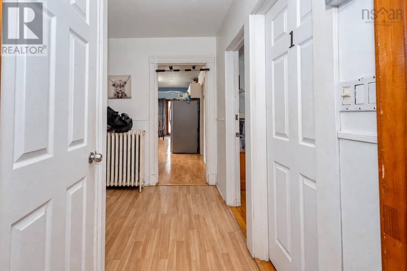 208 Whitney Avenue — photo 18 of 32