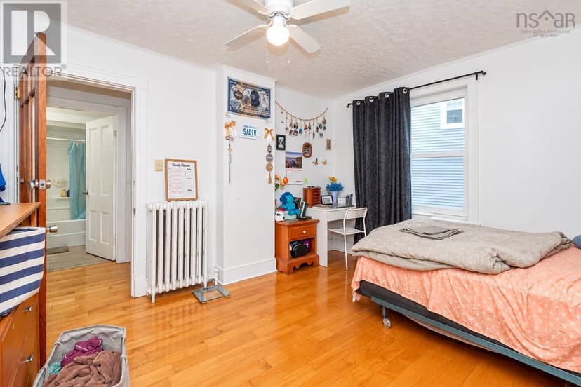 208 Whitney Avenue — photo 28 of 32