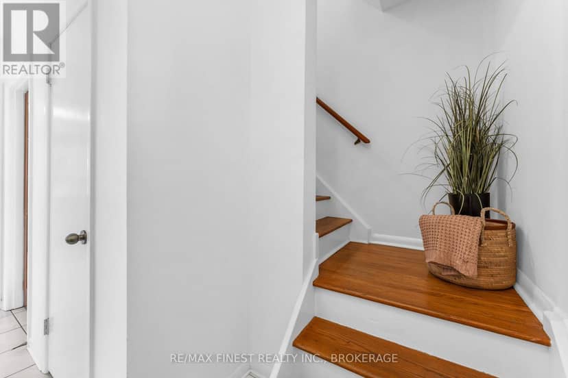 330 Meadowcrest Road, Kingston, photo 7