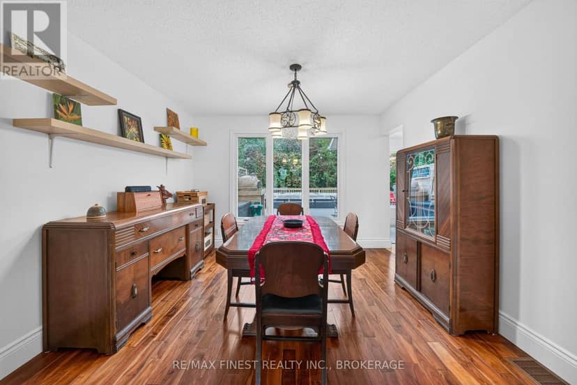 853 Apple Down Drive — photo 7 of 34