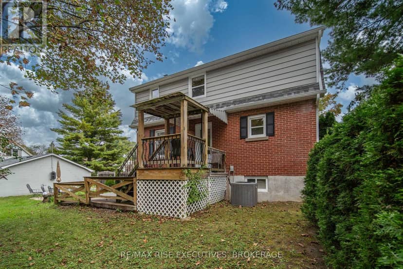 130 Florence Street — photo 33 of 40