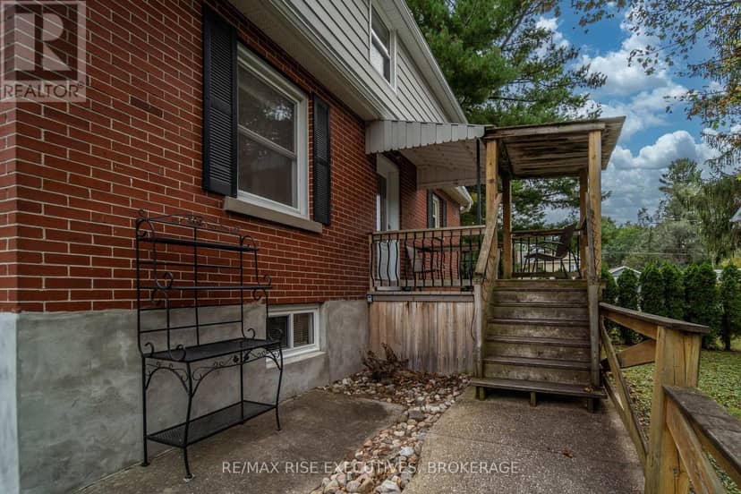 130 Florence Street — photo 35 of 40