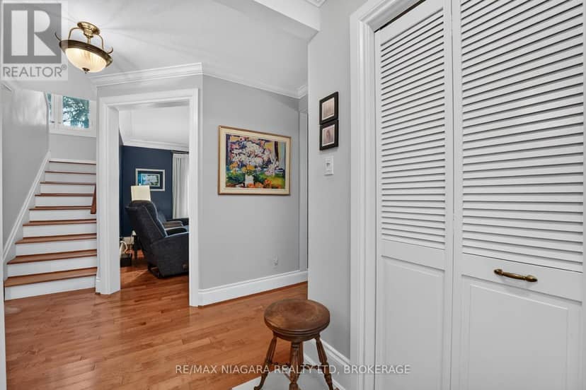 1577 Gregory Road — photo 9 of 40