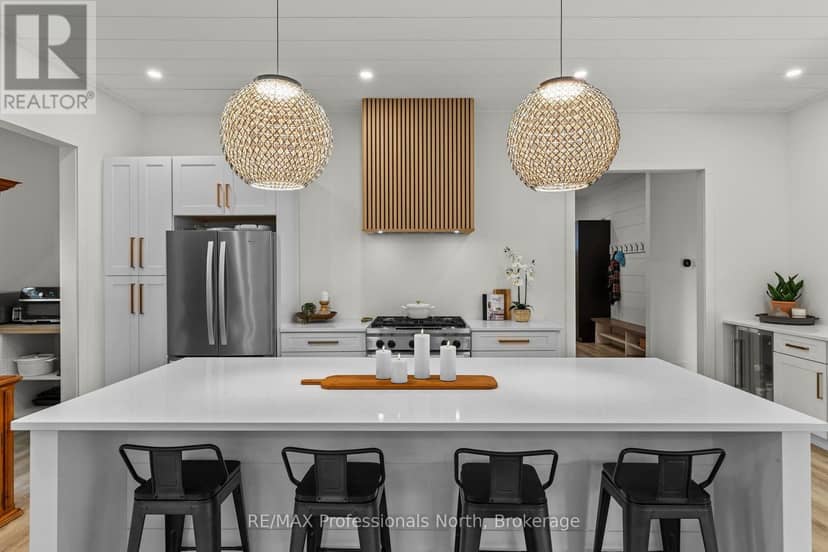 100 Masons Road — photo 11 of 40