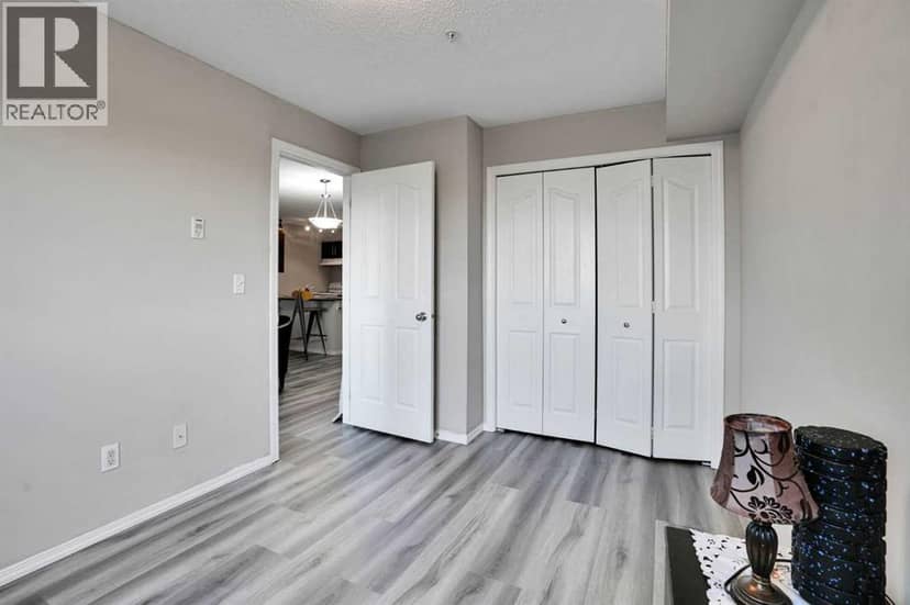 215, 355 Taralake Way NE — photo 22 of 31