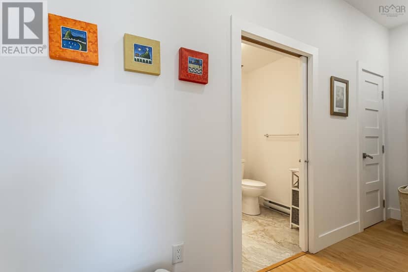 203 151 Ritchie Street — photo 19 of 20