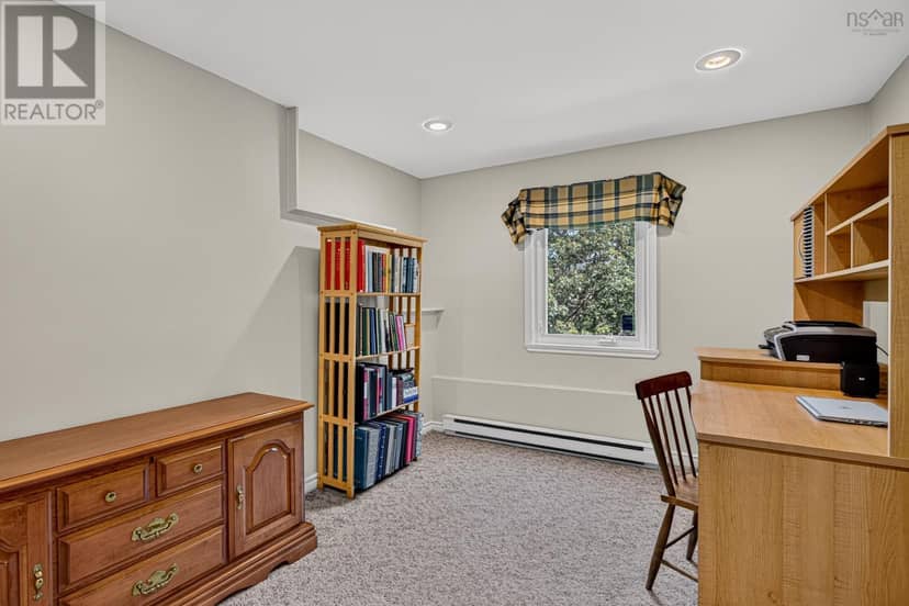 24 Bridgeview Drive — photo 31 of 35