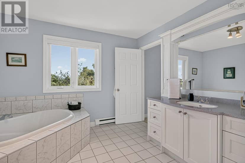 24 Bridgeview Drive — photo 23 of 35