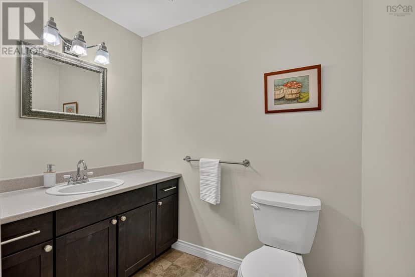 24 Bridgeview Drive — photo 32 of 35
