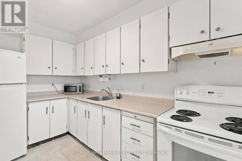 1419 - 1 Massey Square, Toronto, photo 6