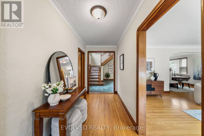 105 Sylvan Avenue, Toronto, photo 3